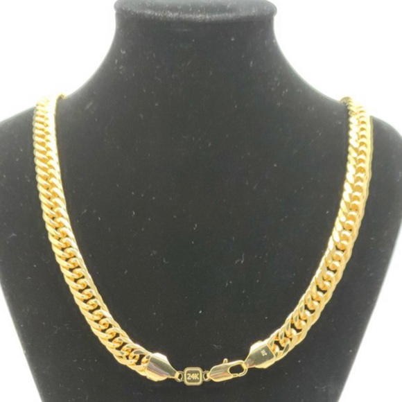 - Beautiful Valentine’s Day 24k Gold layered men’s double curb Cuban link chain - Picture 2 of 4
